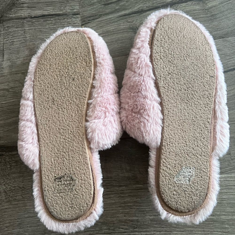 Madewelll pink faux fur slipprs size 7 - Picture 3 of 4